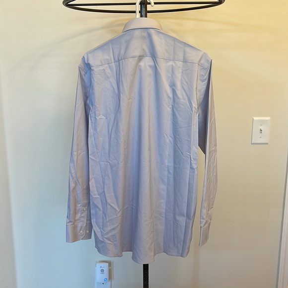 Mens Perry Ellis dress shirt. Light lilac and size 17 35/35. Brand new! - Picture 2 of 4
